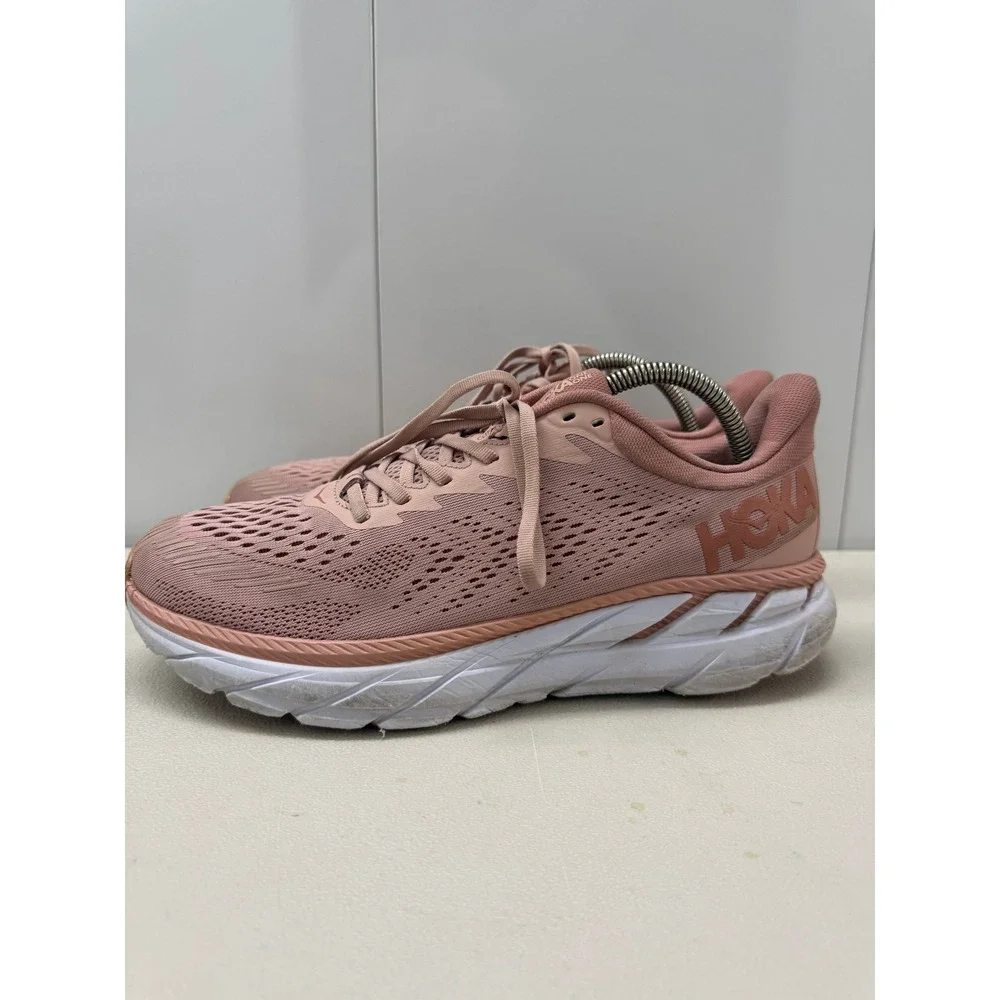 Hoka One One hoka one